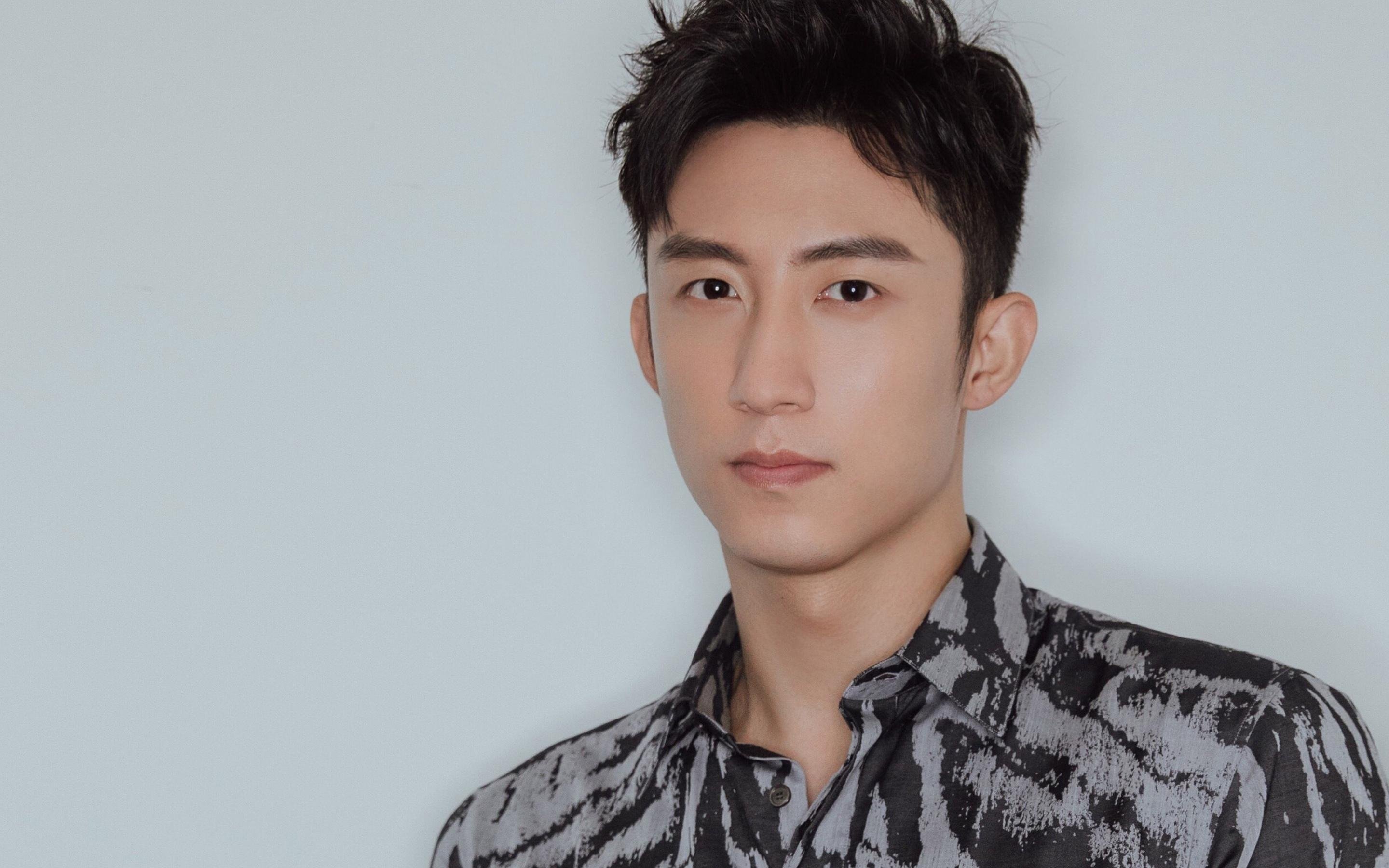 开云官方网站-“亚戈·卡尔曼的战术智慧与强悍防守，助阿根廷美洲狮队实现飞跃”