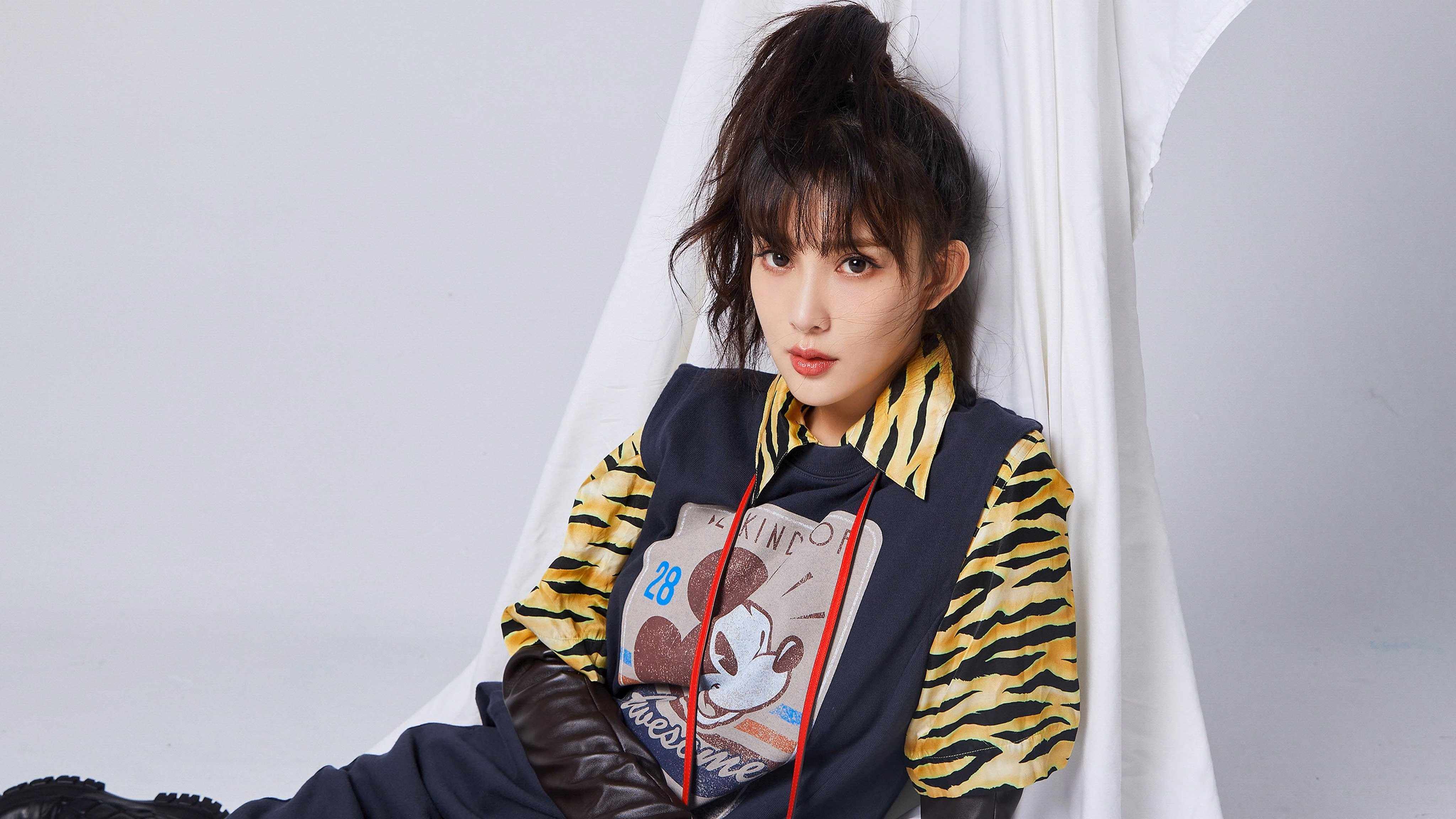 开云体育官方网入口-美洲杯激情夜:英雄辈出书写新篇,美洲杯精彩集锦