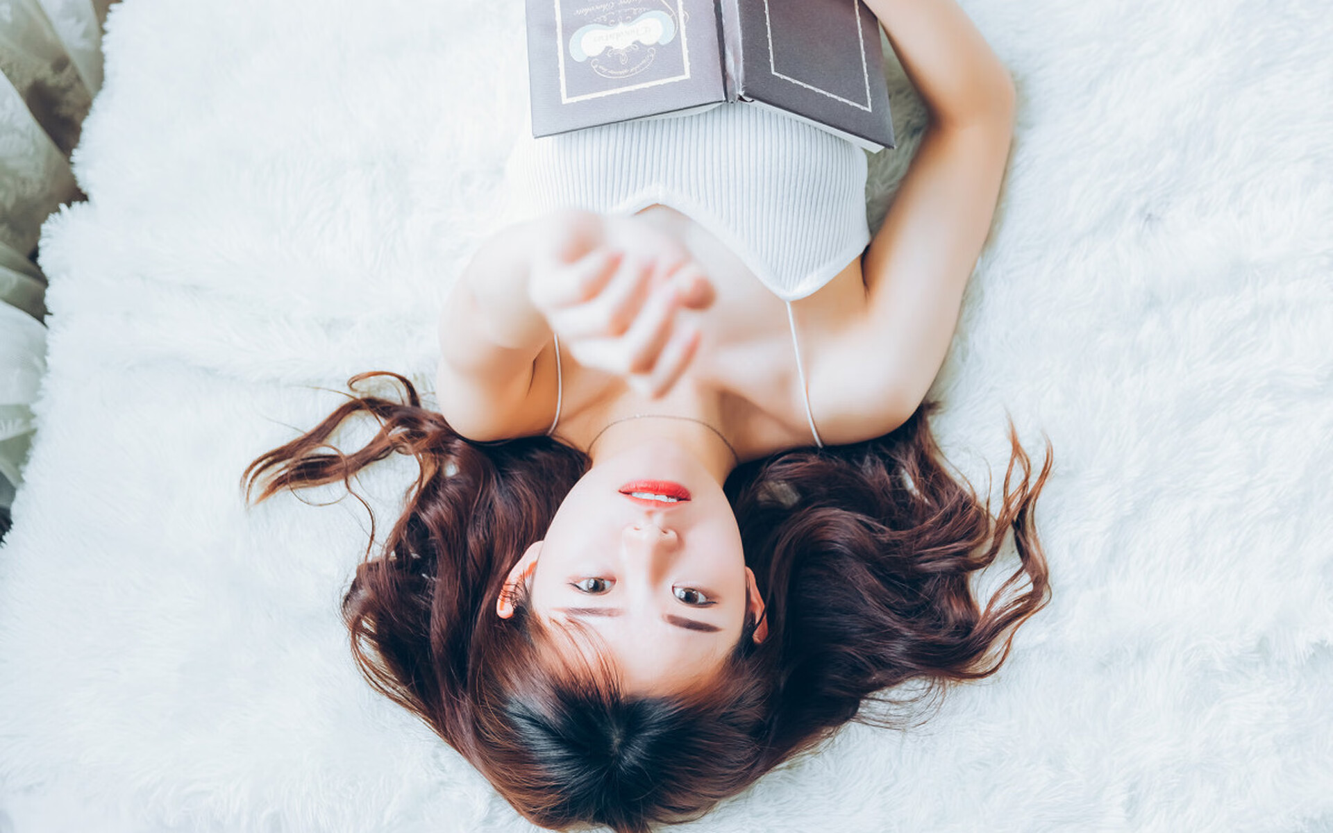 开云官网APP下载-青训基地尝试沉浸式战术模拟训练增强实战反应，沉浸式体能训练馆