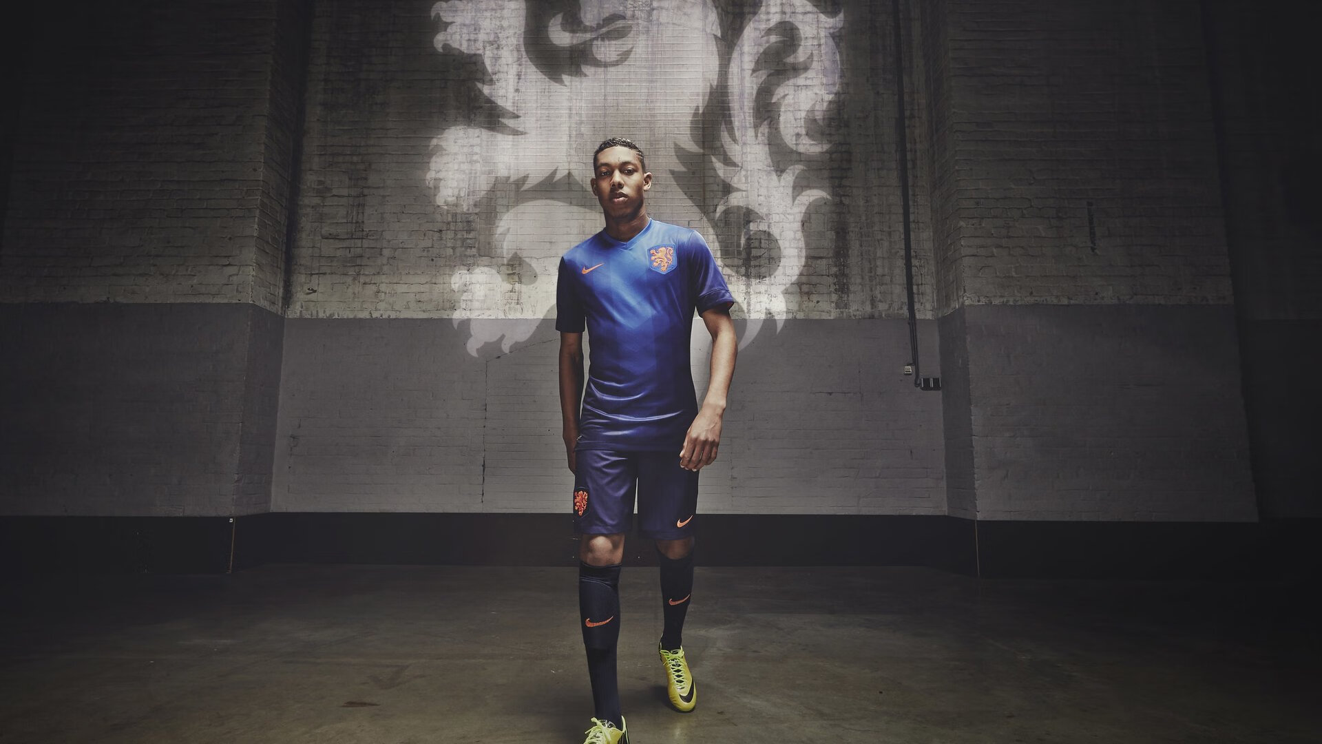 “德甲球队状态火热，冠军争夺逐渐明朗”，德甲阵营