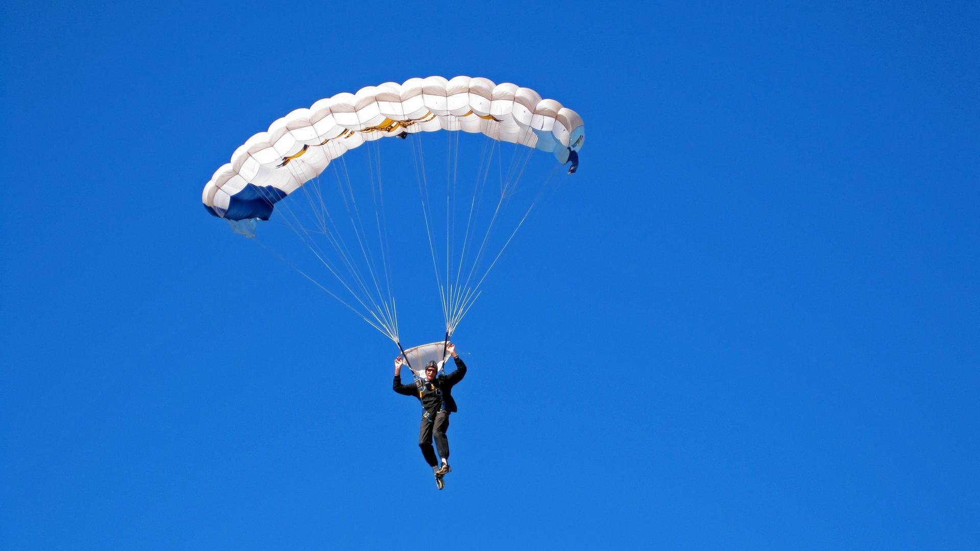 世界网球大奖赛落幕，中国选手双打折桂，2021年世界网球比赛