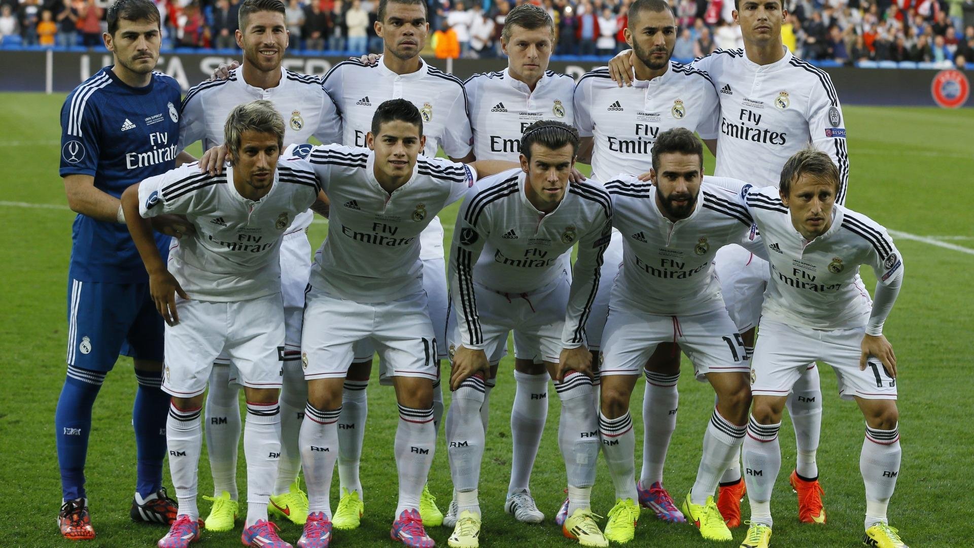 意甲尘埃落定：尤文在补时2-1险胜拉齐奥，榜首之争持续升温，尤文提前2轮意甲夺冠